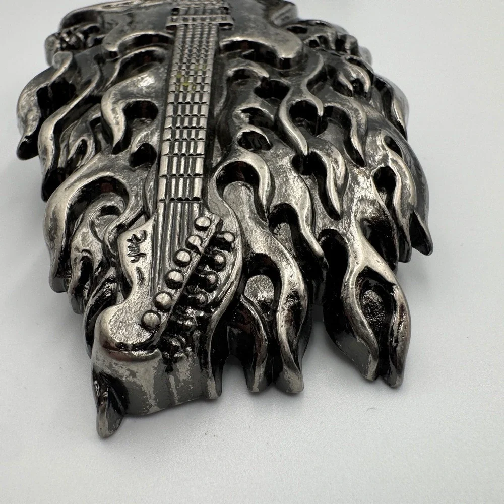 Screaming Skull Electric Guitar Flames Belt Buckle‎ Antique Silver Biker Rocker